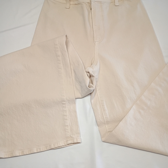 Universal Thread Cream Women Jeans - Picture 4 of 7